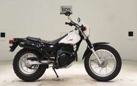YAMAHA TW200 2025 2JL