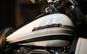 HARLEY FLHTCUTG SE CVO 2019 TBH