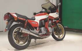 HONDA CB900F 2025 SC01