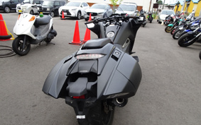 HONDA NM4 VULTUS -02 2014 RC82