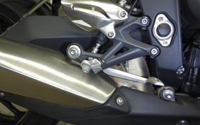 TRIUMPH STREET TRIPLE 85 2015