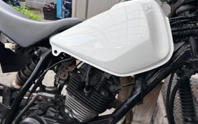 YAMAHA TW225 DG09J