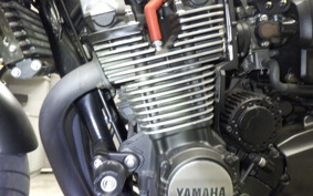 YAMAHA XJR1300 C 2015