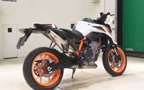 KTM 890 DUKE R 2022