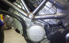 HONDA VTR 250 MC33