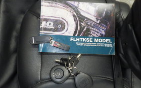 HARLEY FLHTKSE 1800CVO 2013