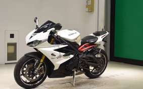 TRIUMPH DAYTONA 675 R 2015