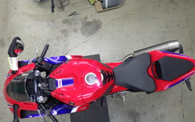 HONDA CBR1000RR R 2026 SC82