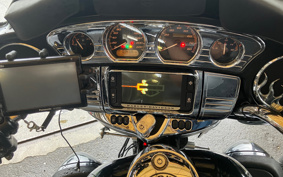 HARLEY FLHTCU 2015 MAL