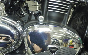 TRIUMPH THUNDERBIRD LT 2015