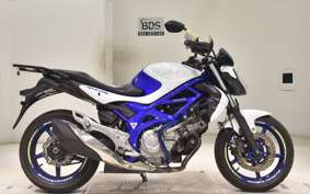 SUZUKI GLADIUS 2012 VK58A