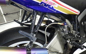 HONDA CBR600RR 2003 PC37