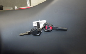 TRIUMPH STREET TRIPLE R 2021