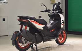APRILIA SR GT200