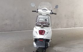 VESPA PRIMA BEIGE RA150 M82414