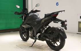 SUZUKI GIXXER 250 ED22Y