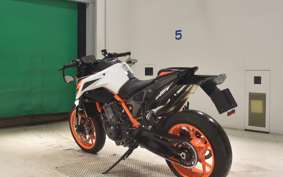 KTM 890 DUKE R 2022