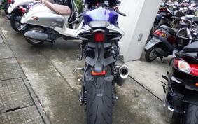 YAMAHA YZF-R1 2018