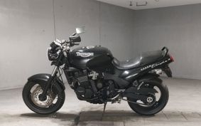 TRIUMPH SPEED TRIPLE 1995 TC301D