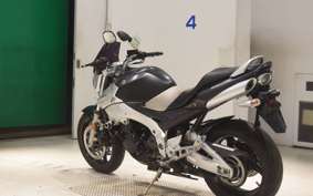 SUZUKI GSR600 2006