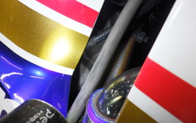 HONDA CBR600RR 2003 PC37