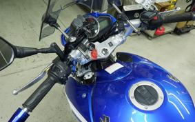SUZUKI GSR250