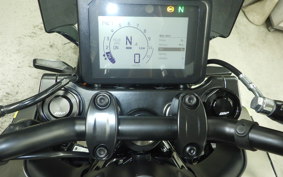 HUSQVARNA SVARTPILEN 250 2013