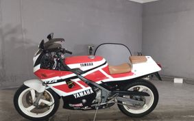 YAMAHA FZR250 2KR