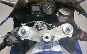 YAMAHA YZF-R1 1998 RN011
