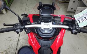 HONDA ADV150
