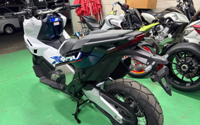 SUZUKI DL650 ( V-Strom 650 ) 2025 C733M
