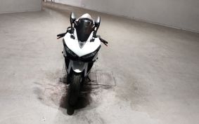 YAMAHA YZF-R25 RG10