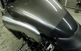 YAMAHA VMAX 2000