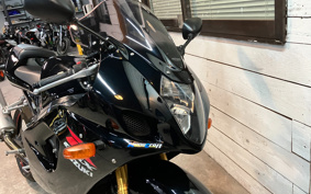 SUZUKI GSX-R1000 2004 BZ121