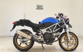 HONDA VTR 250 Gen. 2 MC33