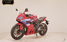 HONDA CBR650R E-Clutch 2025 RH17
