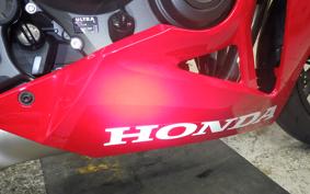HONDA CBR650R E-Clutch 2026 RH17
