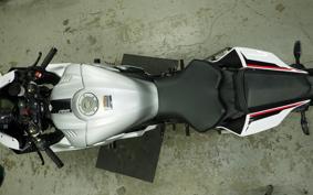 YAMAHA YZF-R6 2018