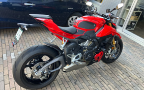 DUCATI STREET FIGHTER V4S 2025 7F00