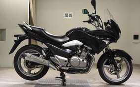 SUZUKI GSR250S GJ55D