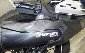 HUSQVARNA SVARTPILEN 401 2020