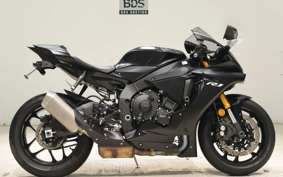 YAMAHA YZF-R1 2019