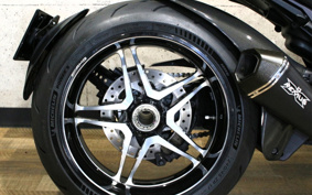 DUCATI DIAVEL 2012 G102J