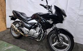 SUZUKI GSR250F GJ55D