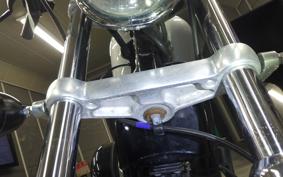 HARLEY XL883LI 2011