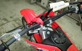 HONDA CRF125F JE03