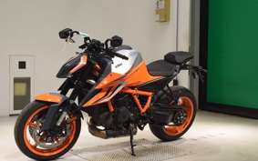 KTM 1290 SUPER DUKE R 2024