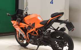 KTM 390 RC 2025