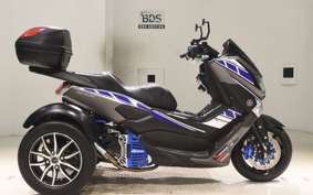 YAMAHA N-MAX 155 TRIKE SG50J