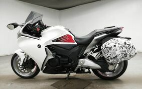 HONDA VFR1200F 2010 SC63